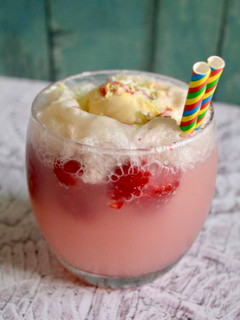A picture of Raspberry Float.