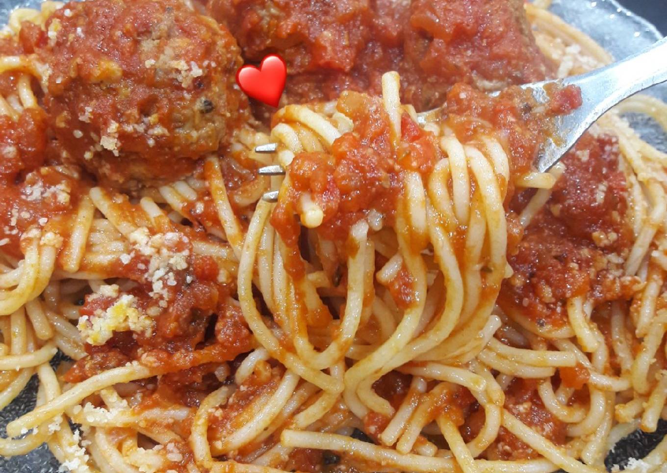 Albóndigas a la italiana en salsa
