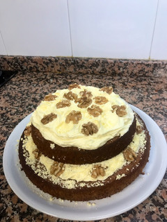 Foto principal de Carrot cake con frosting de chocolate blanco