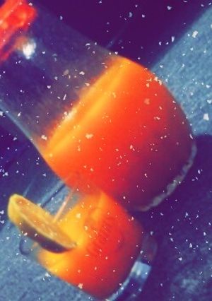 A picture of Mango juice.