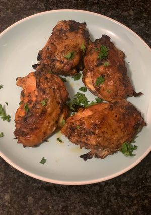 A picture of Crispy baked Chicken thighs.