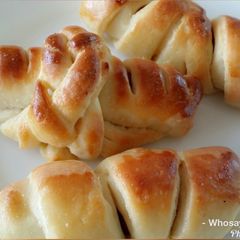 A picture of Whosayna’s Packed Hot Dogs.