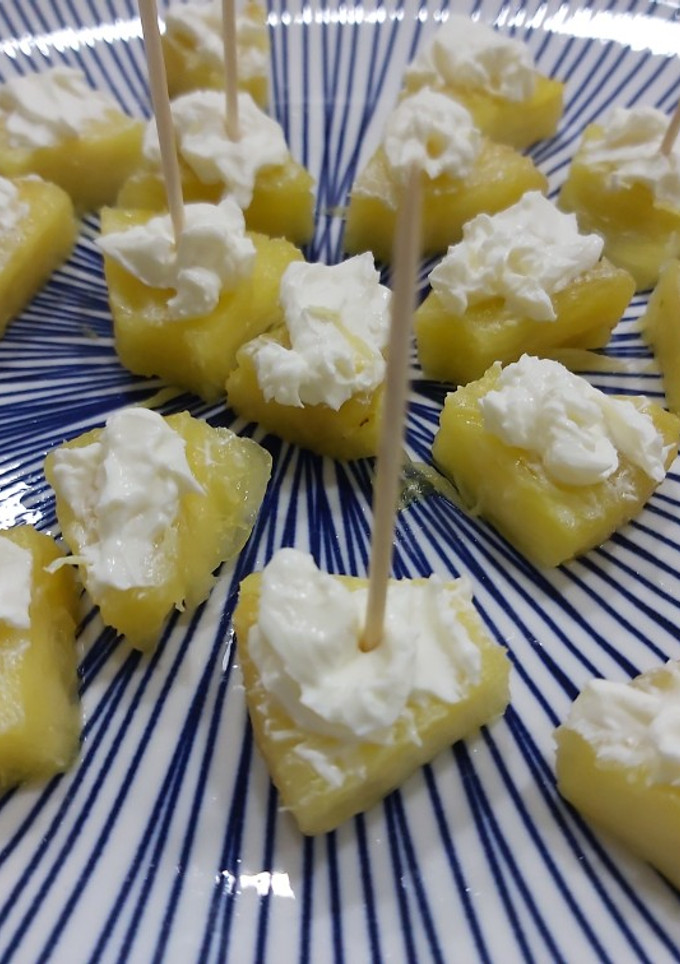 Una foto de Piña y queso mascarpone