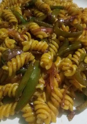 A picture of Pasta with veggies.