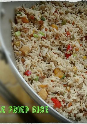 A picture of Stir Fried Vegetable Rice.