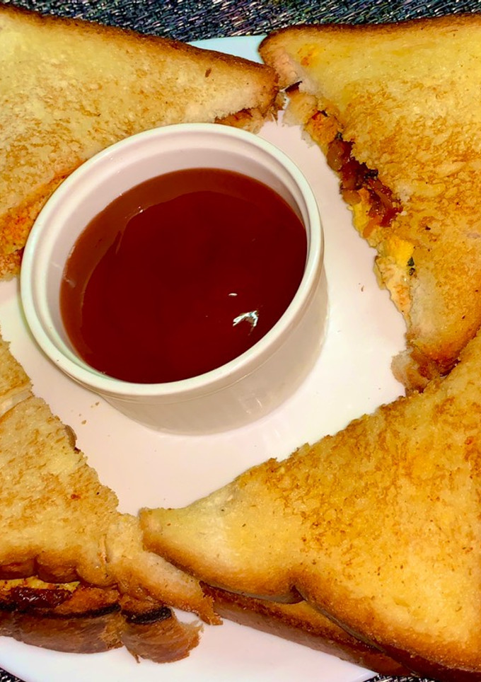 எக் (முட்டை) ரோஸ்ட் சாண்ட்விச் (Egg roast sandwich recipe in tamil) செய்முறை முக்கிய புகைப்படம்