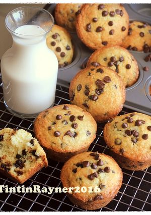 Foto resep Best Vanilla Chocochips Muffin Ever with Buttermilk