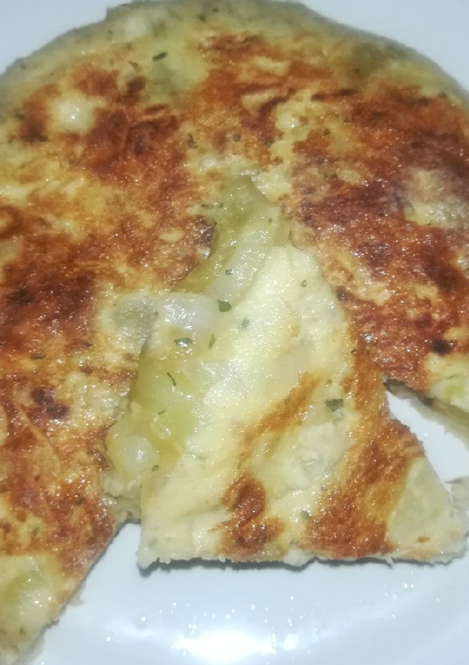 Una foto de Patatas en tortilla, gota de aceite, (sin freír)