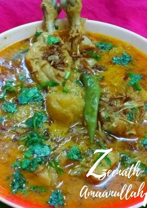 A picture of Hyderabadi Chicken Khorma.