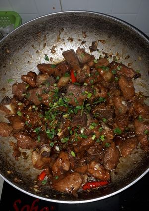 Hình của món Xương thịt kho tiêu ớt.