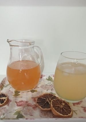 Una foto de Jugo de frutas natural concentrado