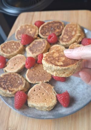 Une photo de Minis pancakes flocons d’avoine et banane