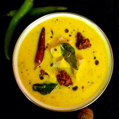A picture of Taro root mor kuzhambu.