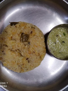 வெண்பொங்கல் (vengpongal recipe in Tamil) செய்முறை முக்கிய புகைப்படம்