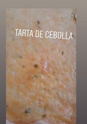 Una foto de Tarta de cebolla
