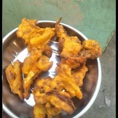 A picture of Bread Pakora.