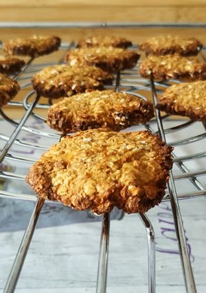 Una foto de Galletas "fit" de avena y manzana (sin azúcar)