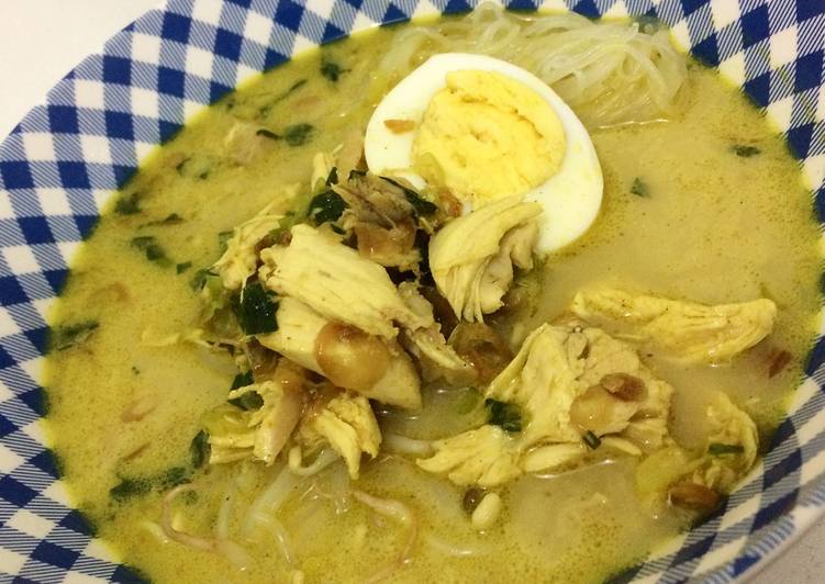 Bagaimana Menyiapkan Soto Ayam Santan yang Enak Banget