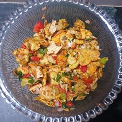 A picture of Papad chaat.