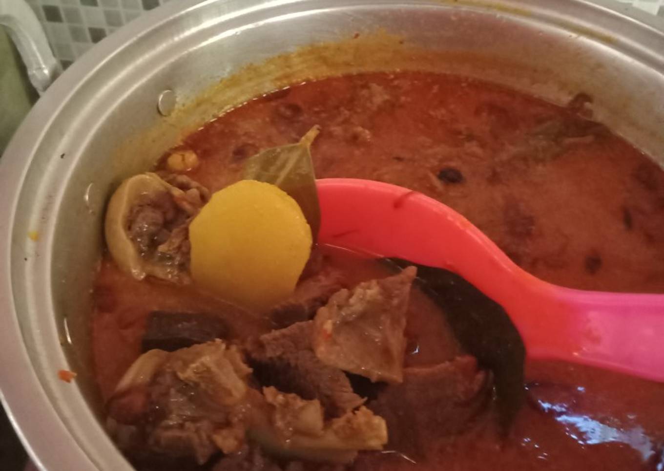 Gule Daging Kambing Vs Kentang