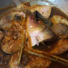 รูปของ Bandeng goreng bumbu ungkep