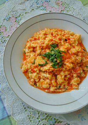 A picture of Chinese-Style Stir-Fried Tomato and Egg - Fancie Chao Tan/Xihongshi Chao Jidan.