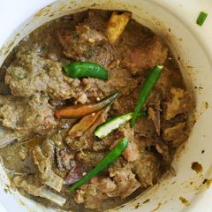 A picture of Burnt masala mutton.