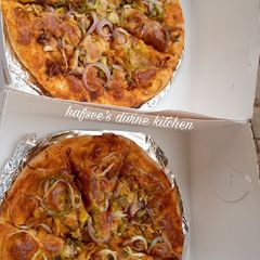 A picture of Pizza.