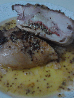 Una foto de Delicia de pollo relleno a la mostaza Antigua