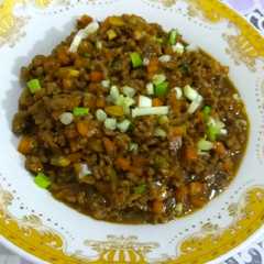 A picture of Daging cincang isian roti.