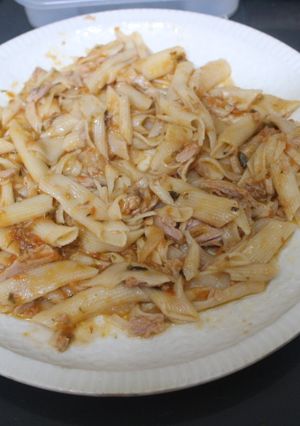 Una foto de Macarrones con atún
