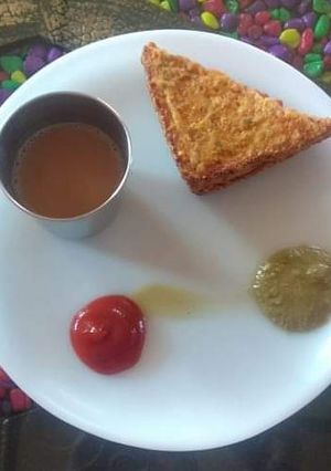 A picture of Bread pakoda.