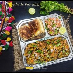 A picture of Khada Pav Bhaji (Mumbai Street Style).