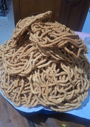 Foto resep Kue Akar Kelapa Wijen Renyah dan Empuk