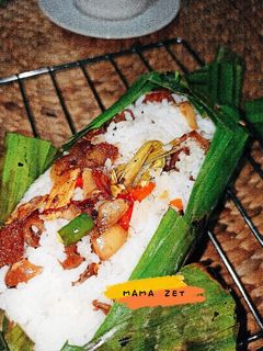 Foto resep Nasi bakar cumi teri medan jambal roti sederhana mudah