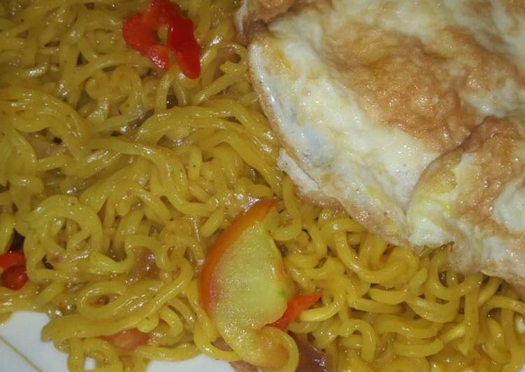 Simple Way to Cook Delicious Indomie noodles