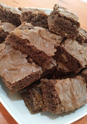 Una foto de Brownies súper fácil (versión más económica)