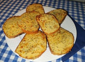 Air Fryer - Fokhagymás pirítós (Garlic Bread) recept fotója
