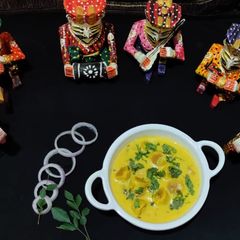 A picture of Gatte ki sabji.