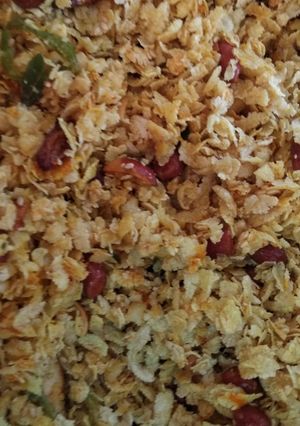 પૌવાનો ચેવડો(Poha chevda recipe in Gujarati) રેસીપી મુખ્ય ફોટો