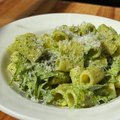 A picture of Pasta with Arugula Pesto.