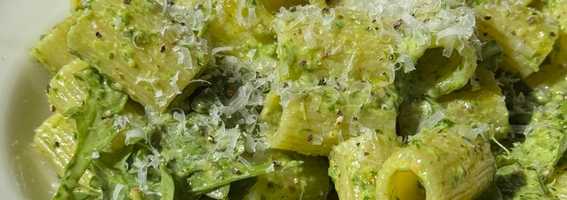 Pasta with Arugula Pesto