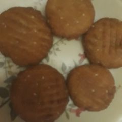 A picture of Whole wheat  and sooji  biscuits.
