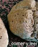 Pan de harina integral de trigo con cominos y sésamo