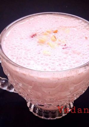 A picture of Healthy Strawberry Shake.