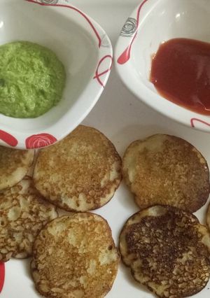 A picture of Sooji Lauki tikki.