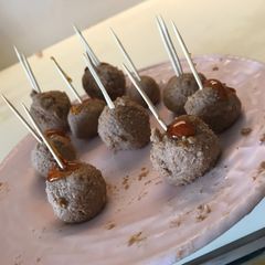 A picture of Sweet balls.