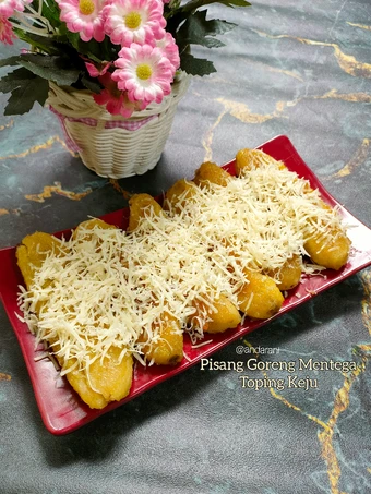 Cara Mudah Menyiapkan Resep Pisang Goreng Mentega Toping Keju yang  Bikin Ketagihan Anti Ribet, Bikin Ngiler