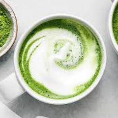 A picture of Matcha ice tea🌿🌿🌿.