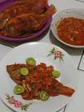 Ikan Nila Goreng Sambal Pecak Khas Betawi